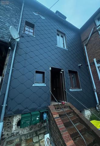 Immeuble de rapport à vendre à Beaumont-le-Roger dans l'Eure (27170), ref : 03762