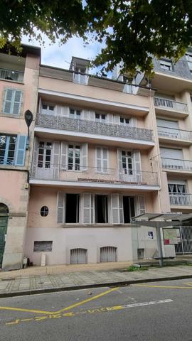 TULLE -Grand Duplex de caractère de 130 m2 à rénover