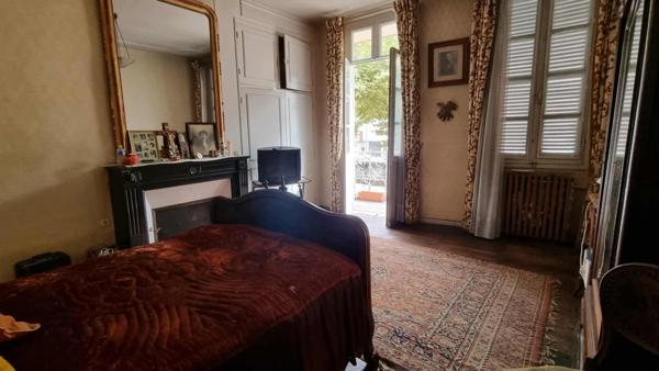 TULLE -Grand Duplex de caractère de 130 m2 à rénover