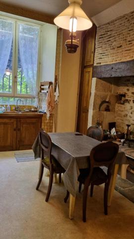 TULLE -Grand Duplex de caractère de 130 m2 à rénover