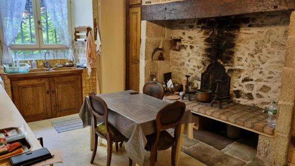 TULLE -Grand Duplex de caractère de 130 m2 à rénover