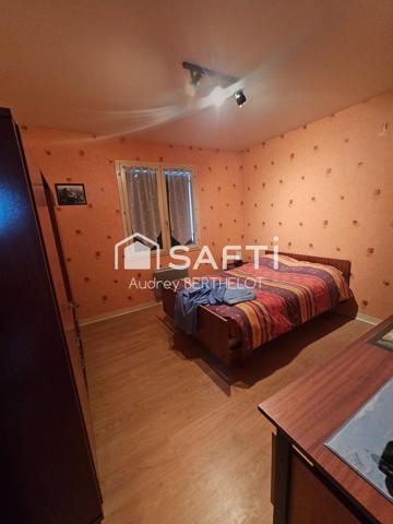 Maison 4 pièces 90m2 de plein pied sur terrain de 10 700m2