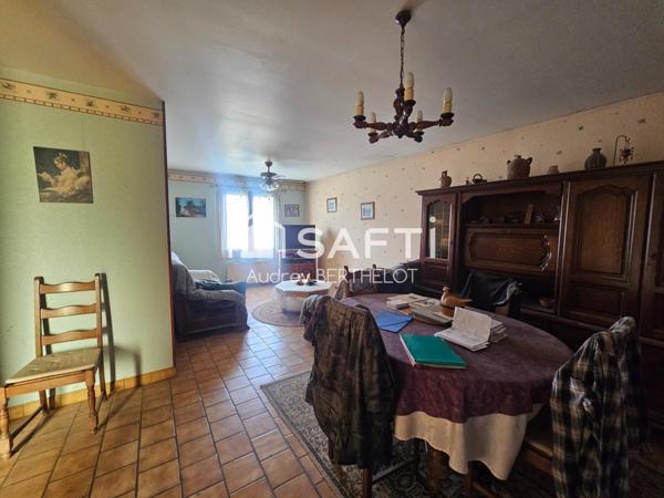 Maison 4 pièces 90m2 de plein pied sur terrain de 10 700m2