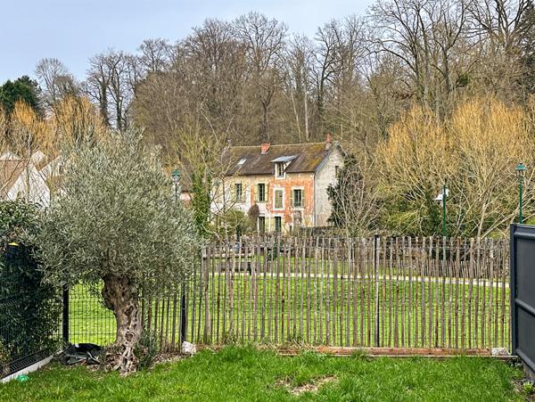 Maison Orgeval 5 pièce(s) 93.79 m2