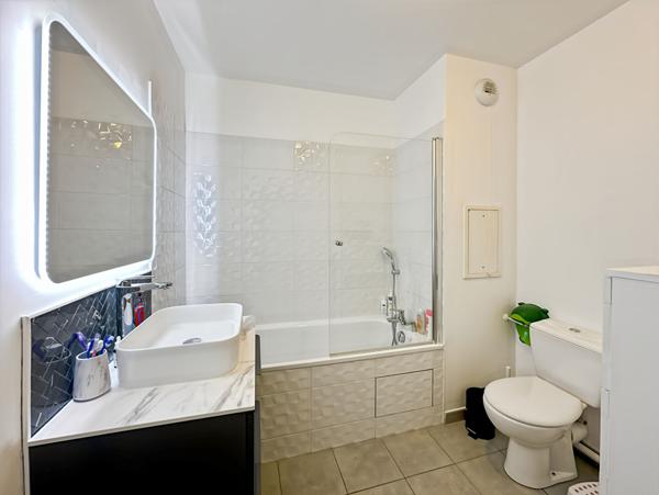 Maison Orgeval 5 pièce(s) 93.79 m2