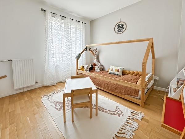 Maison Orgeval 5 pièce(s) 93.79 m2