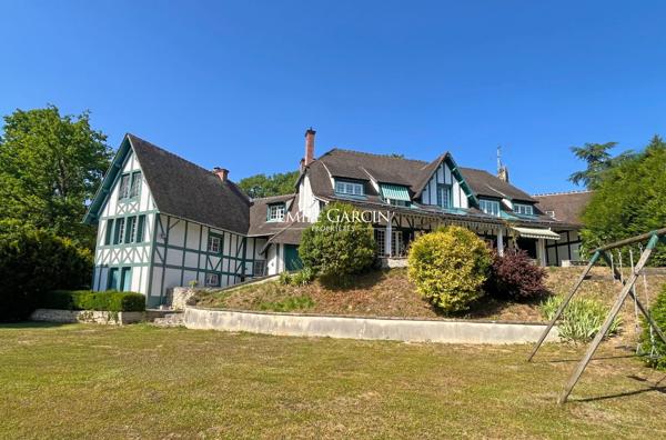Gouvieux (Oise), propriété anglo-normande à vendre