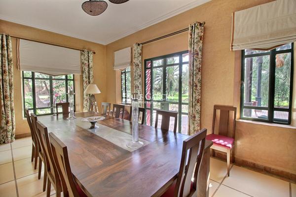 À vendre villa dans le triangle d'or de la palmeraie à Marrakech
