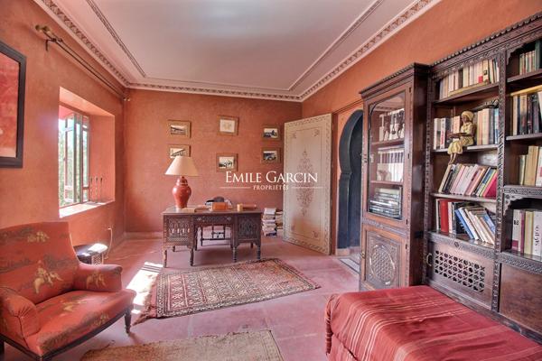 À vendre villa dans le triangle d'or de la palmeraie à Marrakech