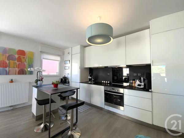 Appartement F4 à vendre  4 pièces - 85,28 m 2   DINARD  - 35