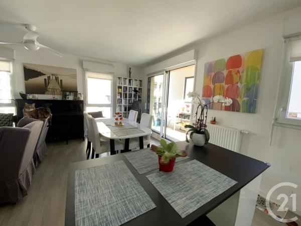 Appartement F4 à vendre  4 pièces - 85,28 m 2   DINARD  - 35