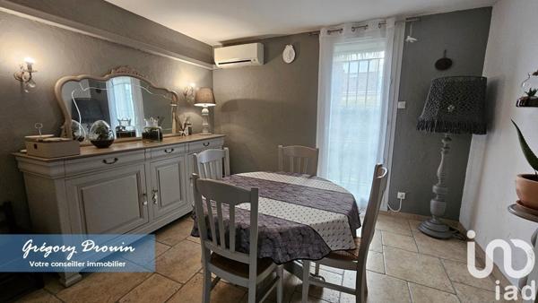 Maison 6 pièces de 134 m² à Combs-la-Ville (77380)