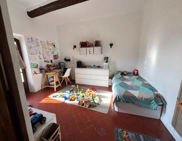 Maison à vendre 5 pièces MALLEMORT (13)