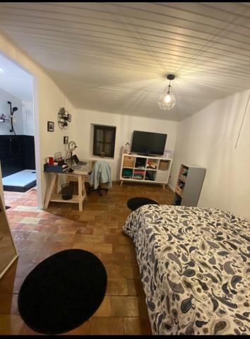 Maison à vendre 5 pièces MALLEMORT (13)
