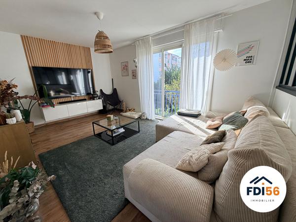 EXCLUSIVITE : A VENDRE APPARTEMENT T3 LUMINEUX 85m² AVEC BALCON, GARAGE ET CAVE , Lorient