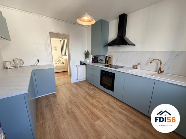 EXCLUSIVITE : A VENDRE APPARTEMENT T3 LUMINEUX 85m² AVEC BALCON, GARAGE ET CAVE , Lorient