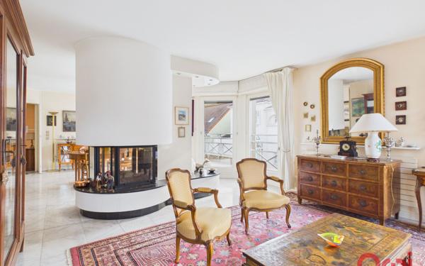 Appartement à vendre    5 pièces • 154 m2 Strasbourg