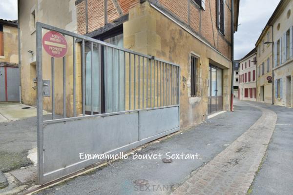 Local commercial Bergerac hyper-centre