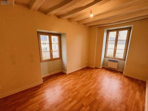 Maison de ville à louer à Gennes dans le Maine-et-Loire (49350), ref : TESSIER   
4 chemin du mardron