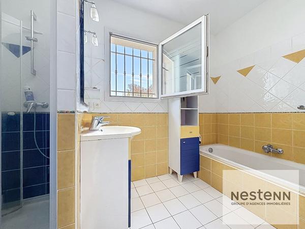 A vendre à Grabels - Maison familiale de 204 m² avec 4 chambres, piscine et nombreuses dépendances sur un terrain 2049 m² proche Montpellier