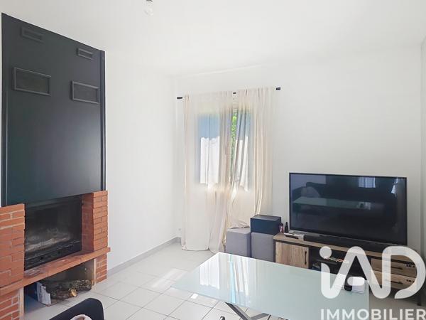 Immeuble à vendre 140 m² Le Grès