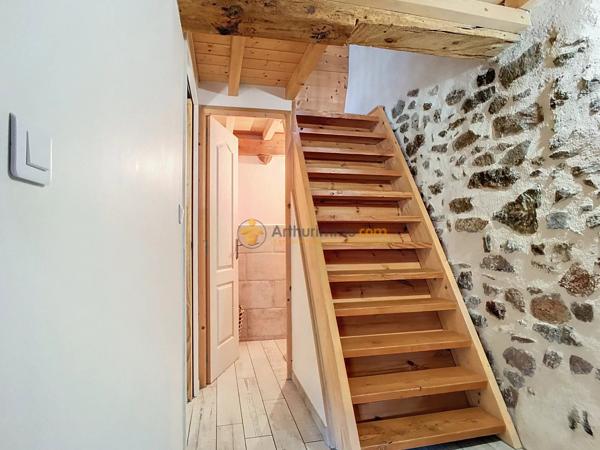 Vente                                                      Maison
                        
                     4 pièces                      84 m2                     à Mosset