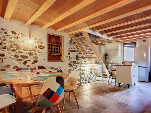 Vente                                                      Maison
                        
                     4 pièces                      84 m2                     à Mosset