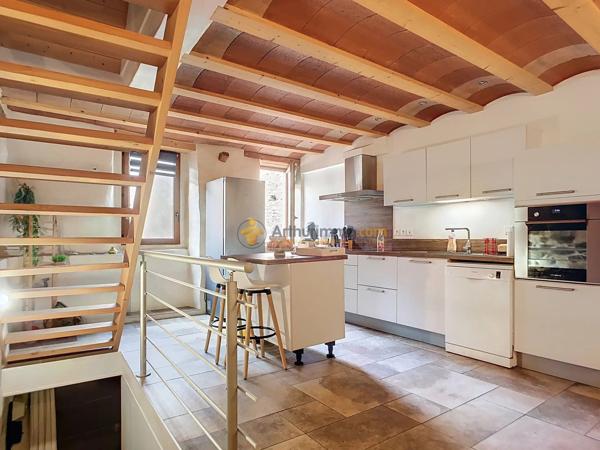 Vente                                                      Maison
                        
                     4 pièces                      84 m2                     à Mosset