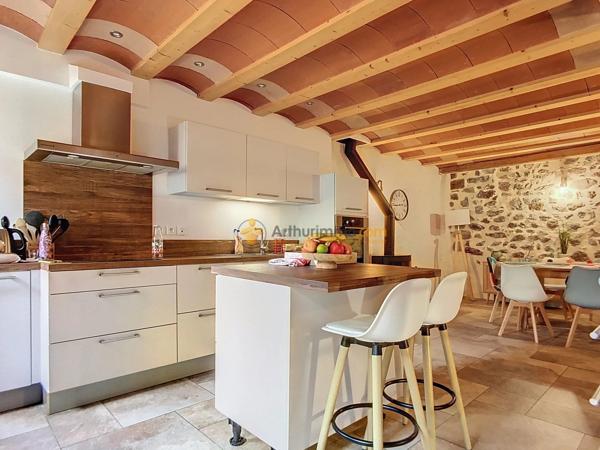 Vente                                                      Maison
                        
                     4 pièces                      84 m2                     à Mosset