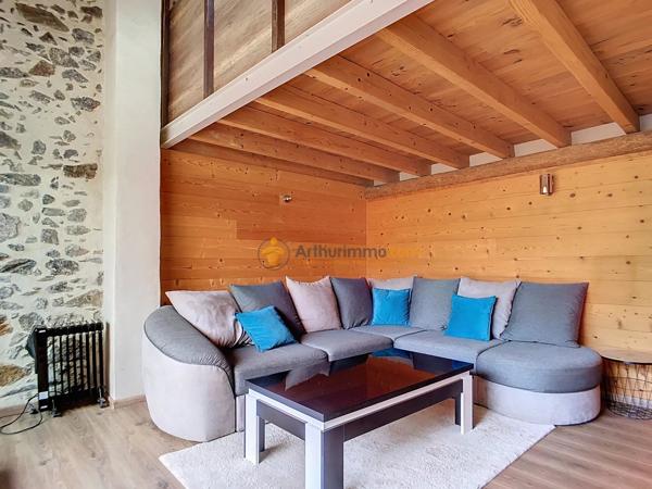 Vente                                                      Maison
                        
                     4 pièces                      84 m2                     à Mosset