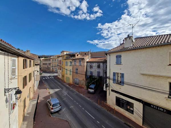 Location                                                      Appartement
                        
                     3 pièces                      58 m2                     à Le Luc