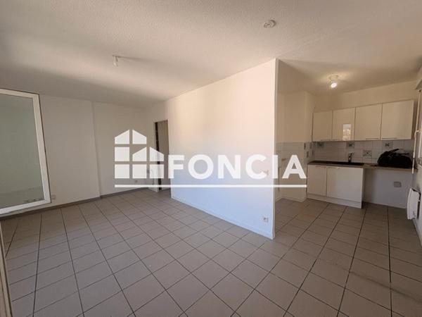 Location Studio 32.22 m² - 101 AVENUE JEAN PERROT Grenoble 38100