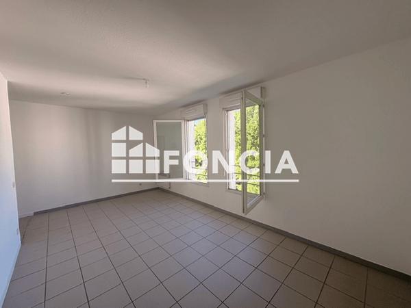 Location Studio 32.22 m² - 101 AVENUE JEAN PERROT Grenoble 38100