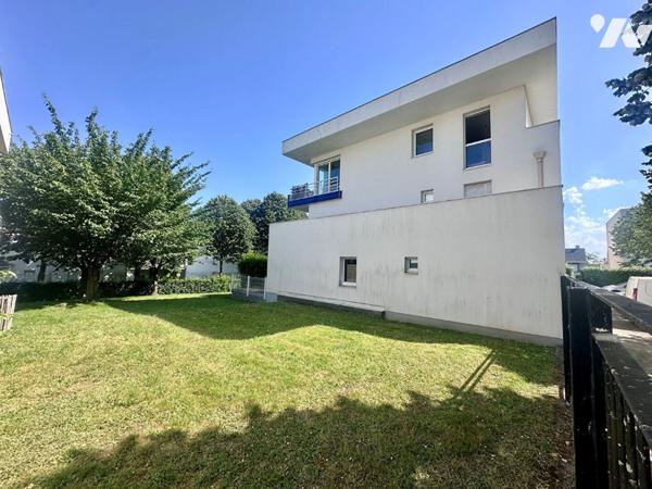 NOUVEAUTE - SAINT JACQUES DE LA LANDE T2 DERNIER ETAGE