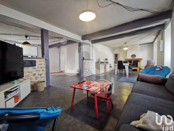 Maison 6 pièces de 208 m² à Cormainville (28140)