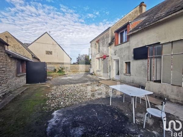 Maison 6 pièces de 208 m² à Cormainville (28140)