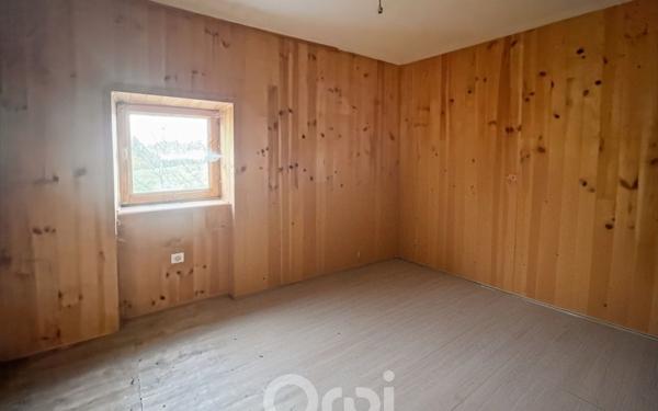 Maison à vendre    3 pièces • 67 m2 Flavignac