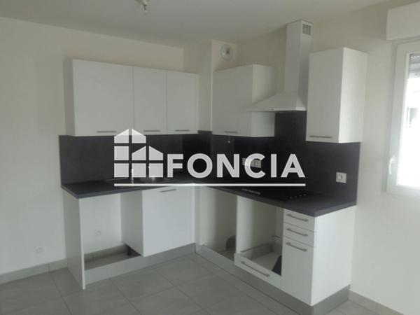 Location Appartement 2 pièces 47 m² - 19 IMPASSE DE LA GAIETE Nice 06200