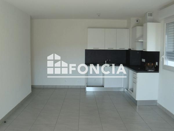 Location Appartement 2 pièces 47 m² - 19 IMPASSE DE LA GAIETE Nice 06200