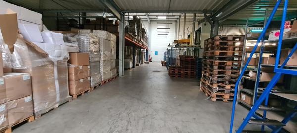 Local D’activité 4817m² – La chapelle d aligne