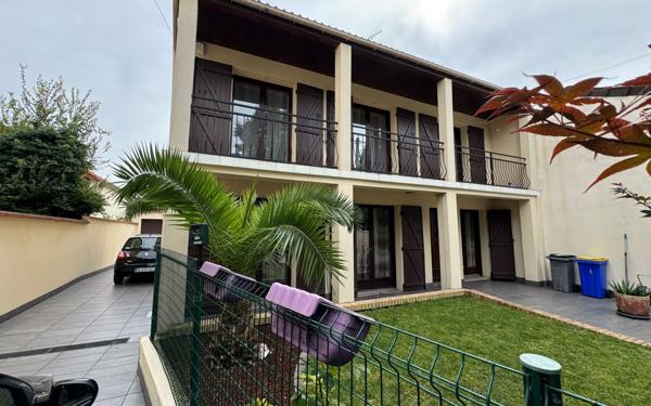 Maison à vendre    7 pièces • 200 m2 Drancy