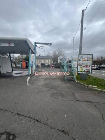 Commerce à vendre 3 pièces de 176 m²