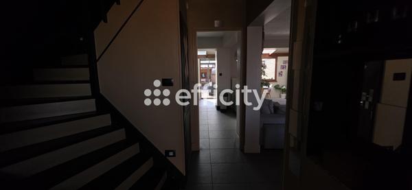 Maison 6 pièces - 131 m² Exclusivité efficity