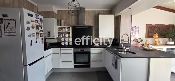 Maison 6 pièces - 131 m² Exclusivité efficity