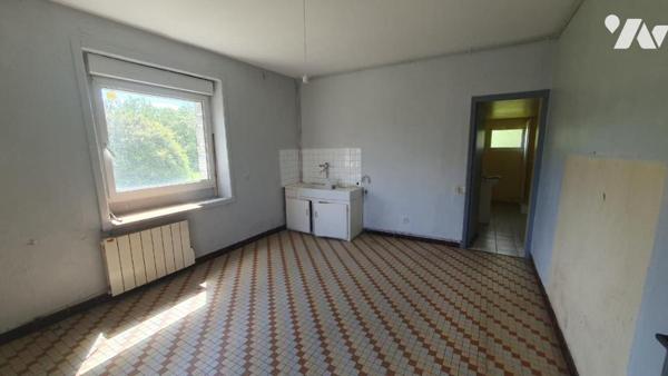 Maison de bourg DEUX EVAILLES