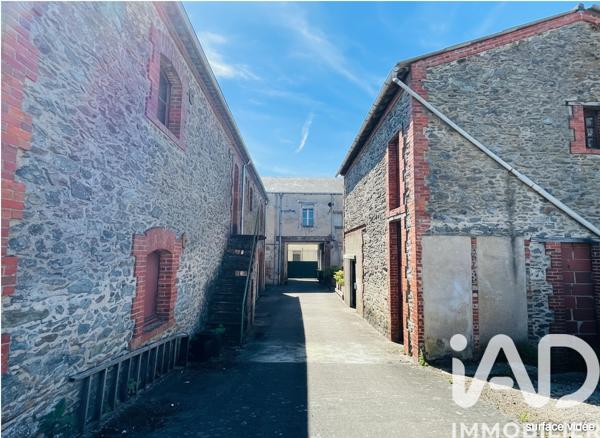 Immeuble à vendre 600 m² Lys-Haut-Layon