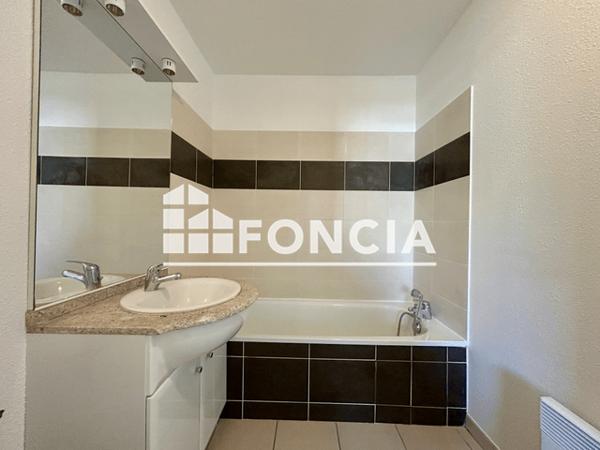 Location Appartement 2 pièces 37.63 m² - 1 CHEMIN DE LA TRAMONTANE Limoux 11300