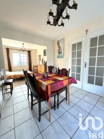 Maison à vendre 5 pièces 136 m² Saint-Coulomb