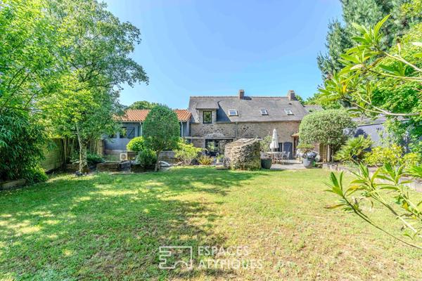 Maison familiale de caractère et son écrin de verdure à deux pas de Nantes