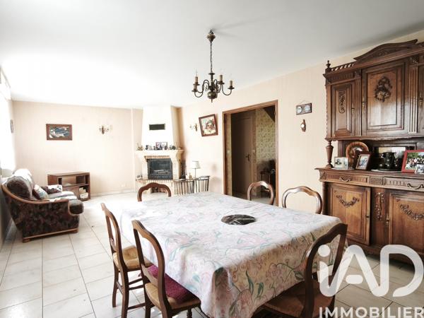 Maison à vendre 8 pièces 128 m² Villaines-la-Juhel